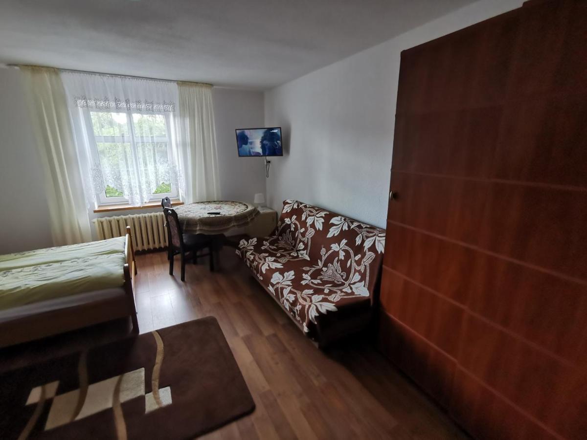 Pokoje Goscinne Straznica Jaroslawiec Luaran gambar