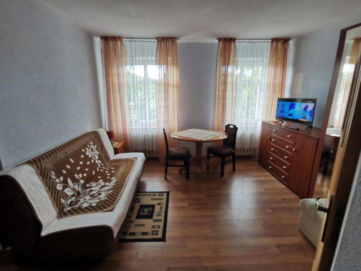 Pokoje Goscinne Straznica Jaroslawiec Luaran gambar