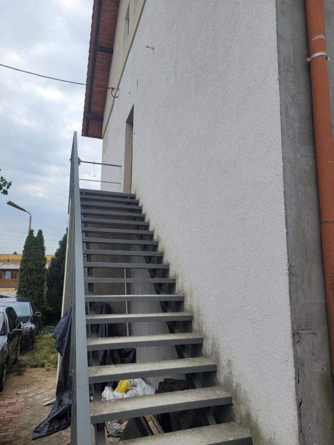 Pokoje Goscinne Straznica Jaroslawiec Luaran gambar