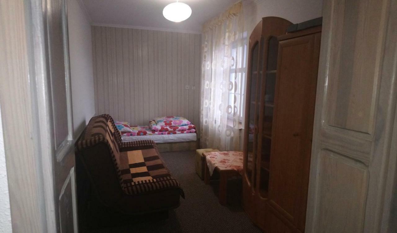 Pokoje Goscinne Straznica Jaroslawiec Luaran gambar